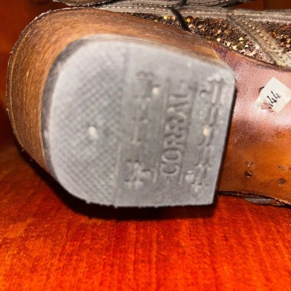 CORRAL WOMEN'S GOLDEN LUMINARY ROOTS WESTERN BOOTS - SNIP TOE 7.5 - Picture 4 of 8